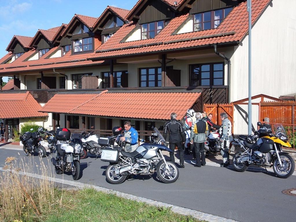 Berggasthof & Hotel Kranich, Hinterrod Eisfeld Dış mekan fotoğraf