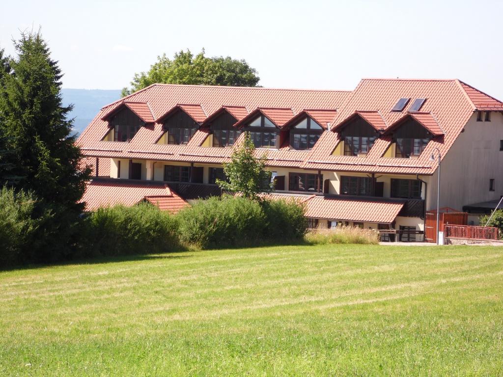 Berggasthof & Hotel Kranich, Hinterrod Eisfeld Dış mekan fotoğraf